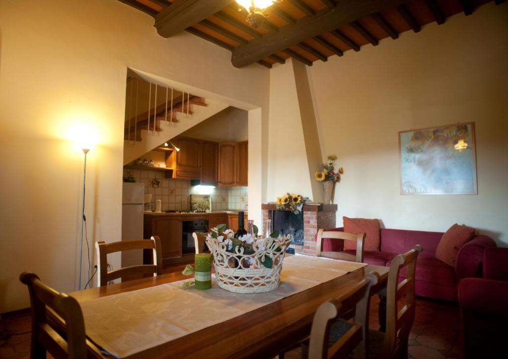 Agriturismo Buon Riposo - Country Resort In The Heart Of Tuscany San Giovanni a Corazzano Pokoj fotografie